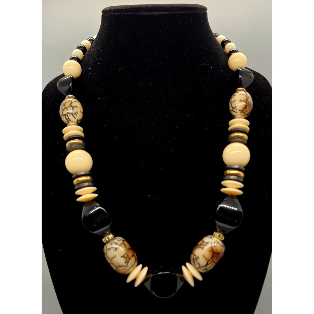 WIHITING & DAVIS White Black Plastic BOHO Beaded Necklace Unsigned